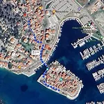 Tribunj Private House بيت للعطل