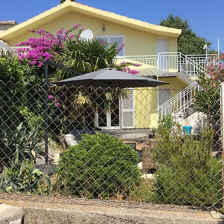 Сasa de vacaciones Tribunj Private House Tribalj