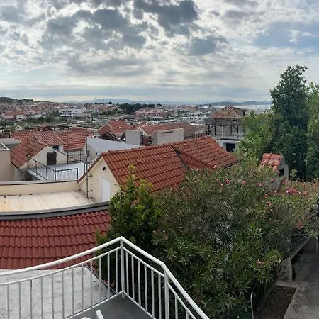 Tribunj Private House *