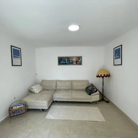 펜션 Tribunj Private House