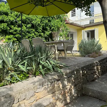 Holiday home Tribunj Private House