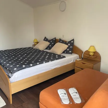 펜션 Tribunj Private House *