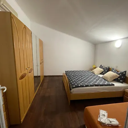 Tribunj Private House *