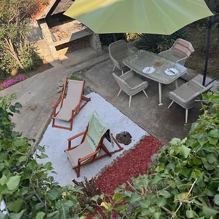 Tribunj Private House *