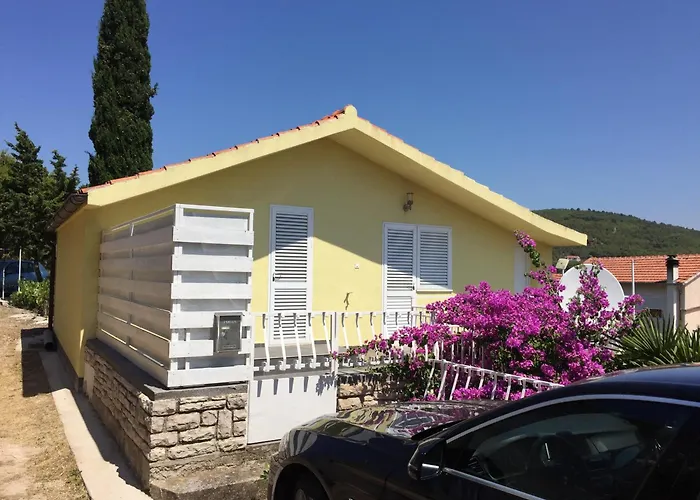 Tribunj Private House