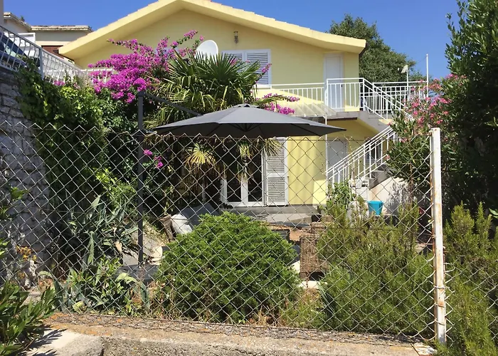 Vakantiehuis Tribunj Private House Tribalj