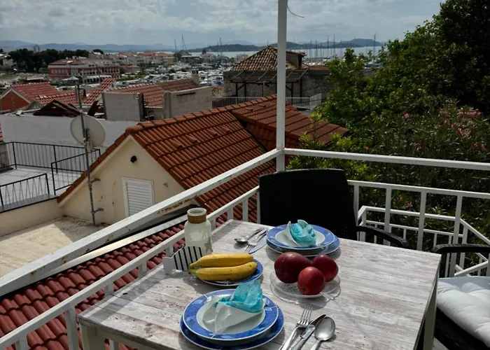 Tribunj Private House Vakantiehuis