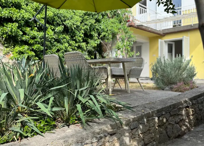 Tribunj Private House Vakantiehuis