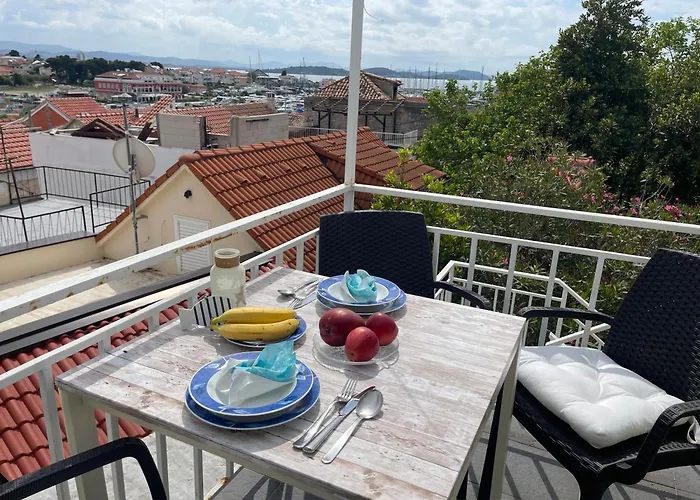 Vakantiehuis Tribunj Private House *