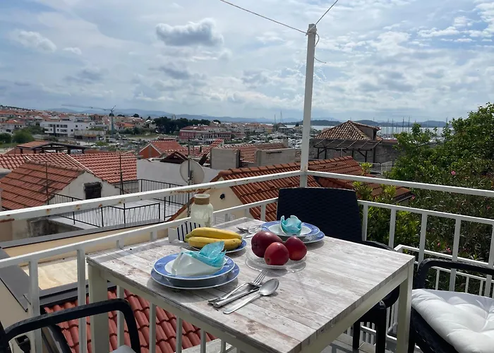 Tribunj Private House Vakantiehuis